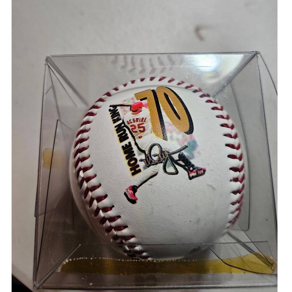 1998 Mark McGwire 70 Home Run King Baseball St Louis Cardinals New Plastic Case